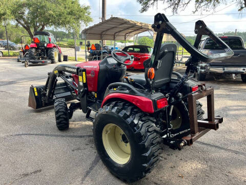 2022 YANMAR SA 425