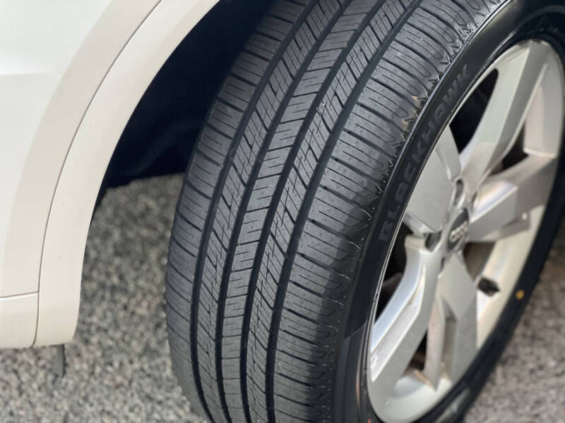 2018 Audi Q5 2.0T quattro Premium Plus