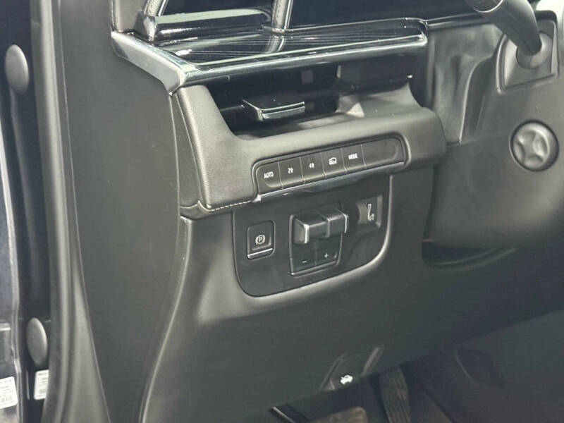 2023 Cadillac Escalade Sport