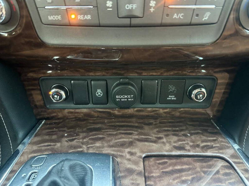 2017 Nissan Armada Platinum