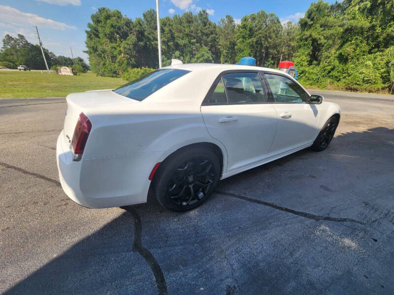 2019 Chrysler 300 S