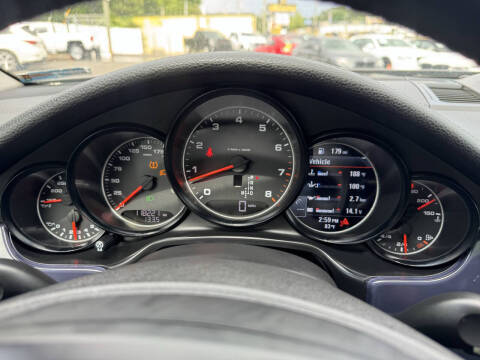 2014 Porsche Panamera 4