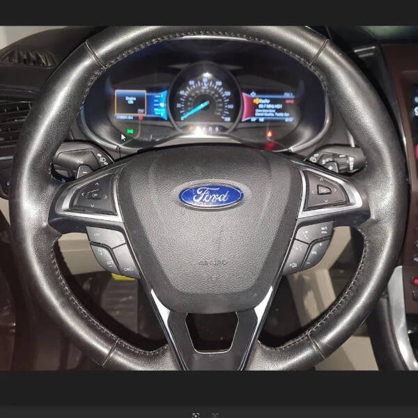 2017 Ford Edge Titanium