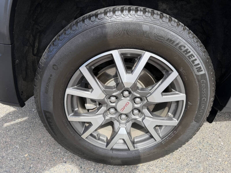 2020 GMC Acadia SLE