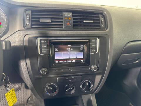 2016 Volkswagen Jetta