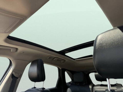 2020 Ford Escape Hybrid Titanium