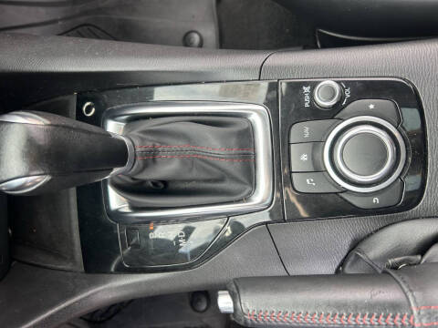 2015 Mazda MAZDA3 i Grand Touring