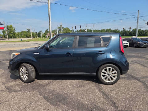 2017 Kia Soul +
