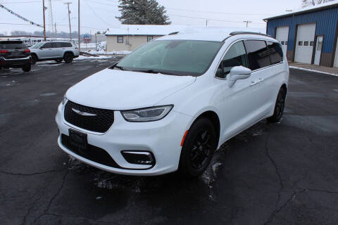 2022 Chrysler Pacifica Touring L