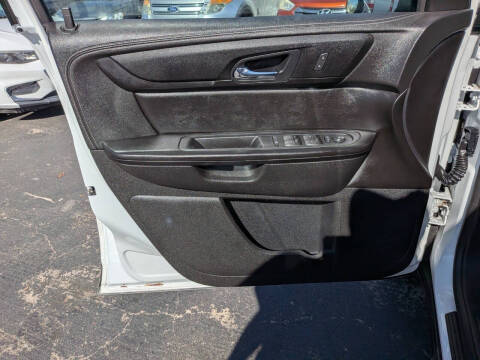 2016 GMC Acadia SLE-2