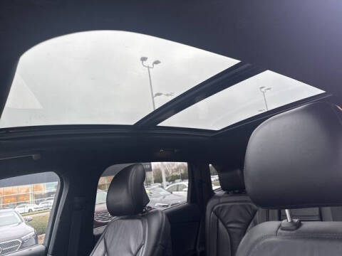 2019 Lincoln Nautilus Select