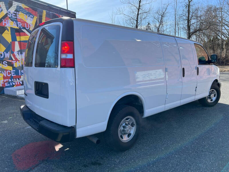 2020 Chevrolet Express 2500