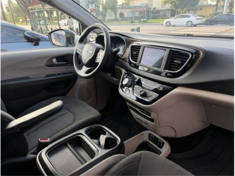 2018 Chrysler Pacifica Touring Plus