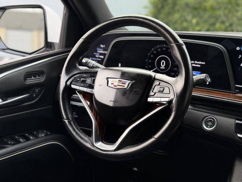 2022 Cadillac Escalade ESV Luxury