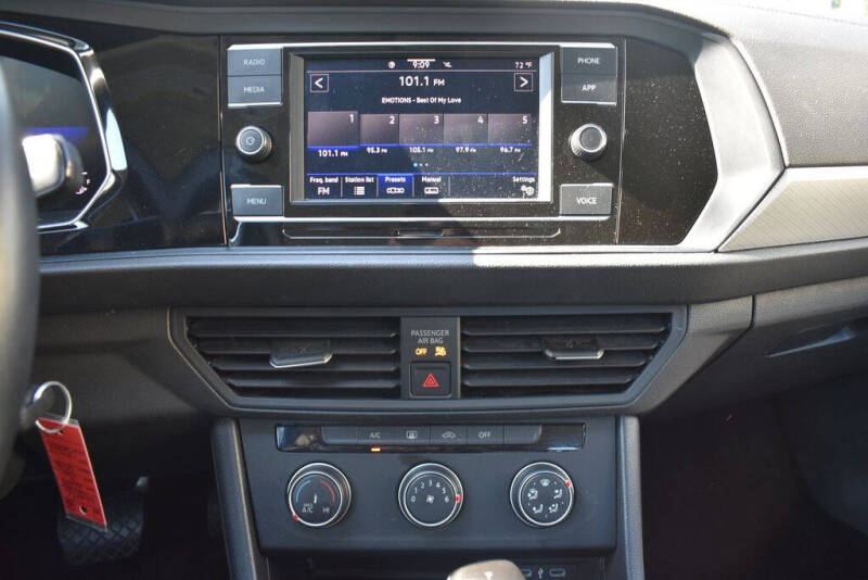 2024 Volkswagen Jetta S