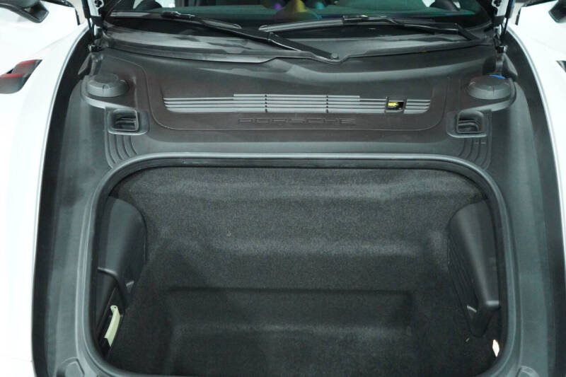 2023 Porsche 718 Cayman GT4 RS