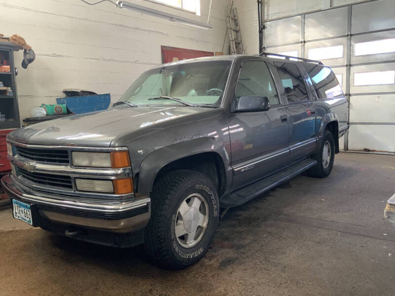 1999 Chevrolet Suburban for sale at Alex Used Cars in Minneapolis MN