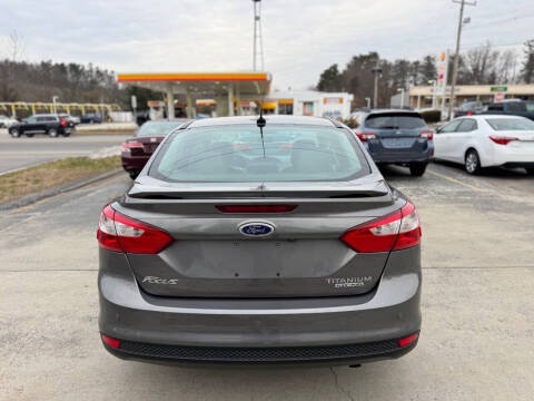 2014 Ford Focus Titanium