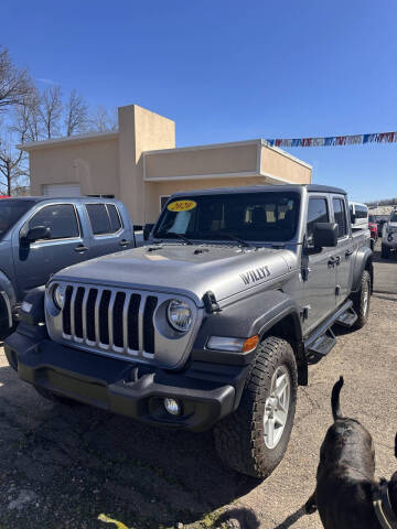 2020 Jeep Gladiator for sale at BEST AUTO SALES in Russellville AR