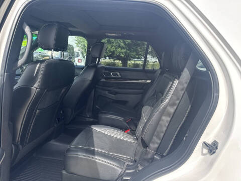 2016 Ford Explorer Platinum