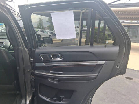 2016 Ford Explorer Sport