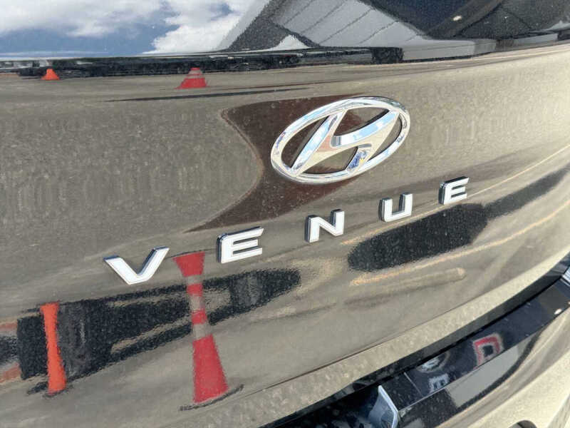 2024 Hyundai Venue SEL