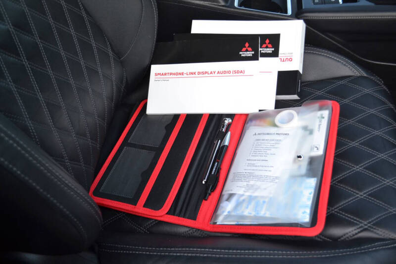 2022 Mitsubishi Outlander SEL