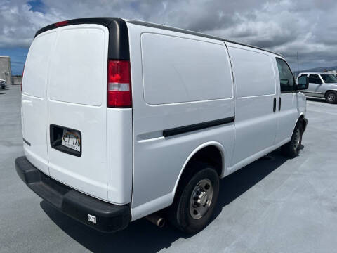 2023 Chevrolet Express 2500