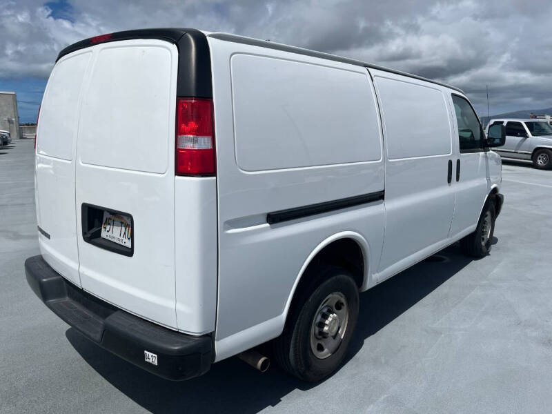 2023 Chevrolet Express 2500