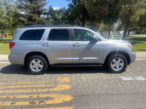 2016 Toyota Sequoia SR5