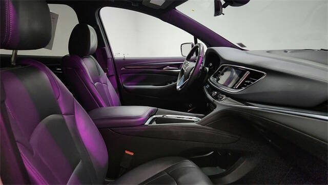 2022 Buick Enclave Essence