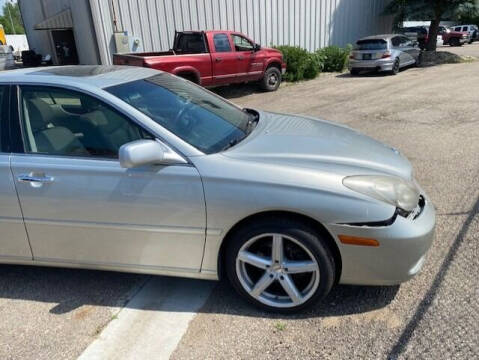 2004 Lexus ES 330 for sale at WELLER BUDGET LOT in Grand Rapids MI