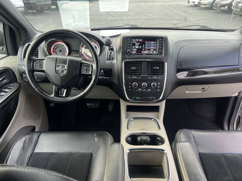 2017 Dodge Grand Caravan SXT