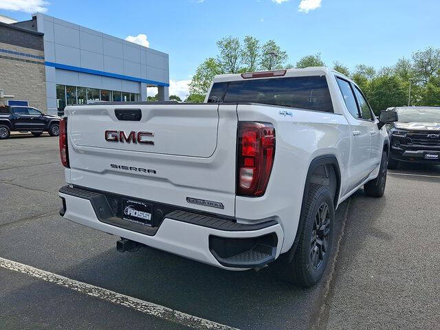 2026 GMC Sierra 1500 Elevation Standard