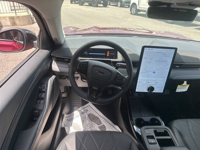 2025 Ford Mustang Mach-E Select