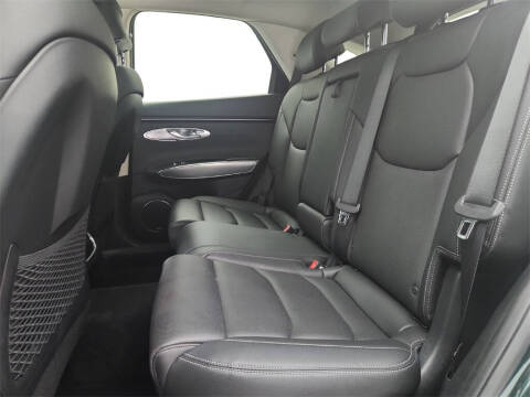 2022 Genesis GV70 2.5T Standard