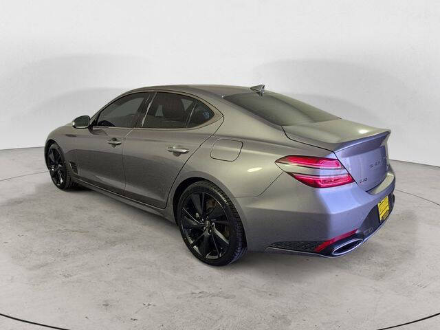 2022 Genesis G70