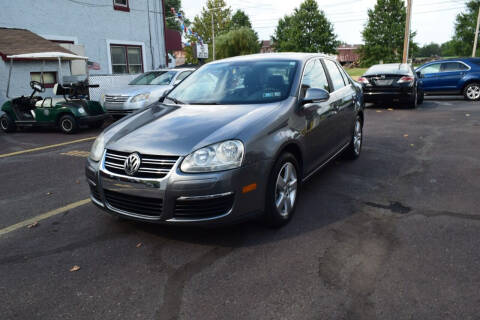 2009 Volkswagen Jetta for sale at L&J AUTO SALES in Birdsboro PA