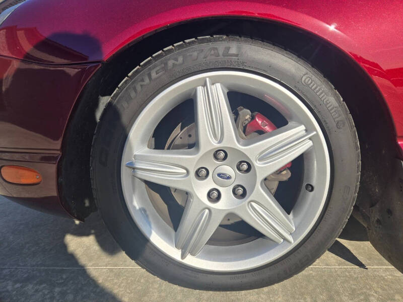 2004 Ford Thunderbird Deluxe