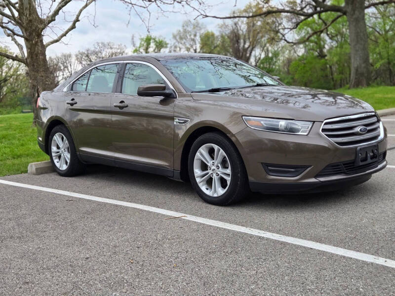 2015 Ford Taurus SEL
