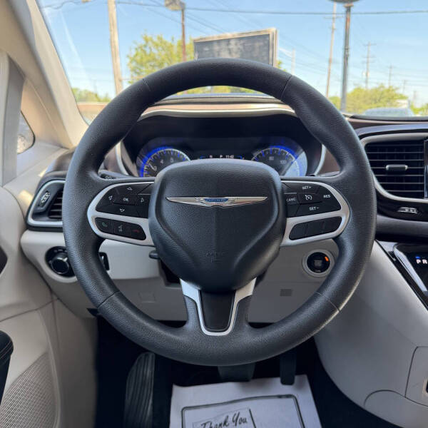 2017 Chrysler Pacifica Touring