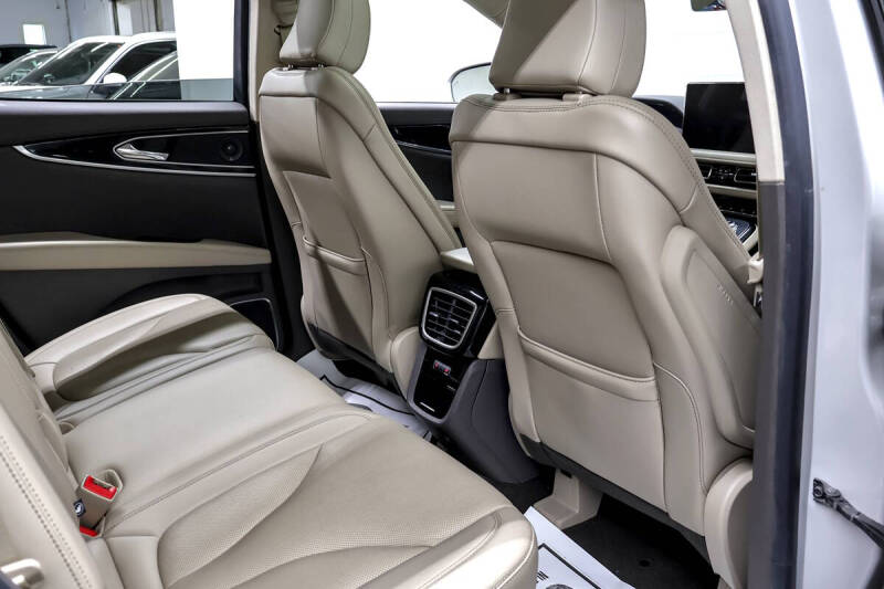 2021 Lincoln Nautilus Reserve