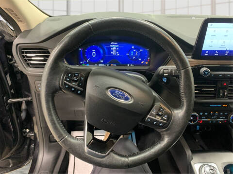 2020 Ford Escape Hybrid Titanium