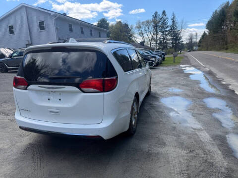 2018 Chrysler Pacifica Touring L