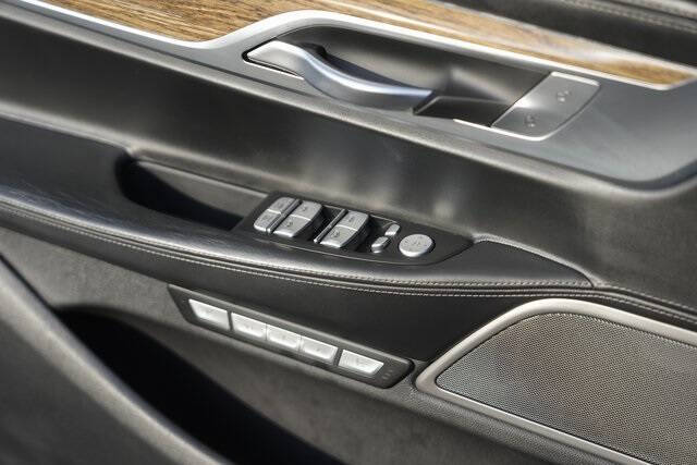 2016 BMW 7 Series 740i