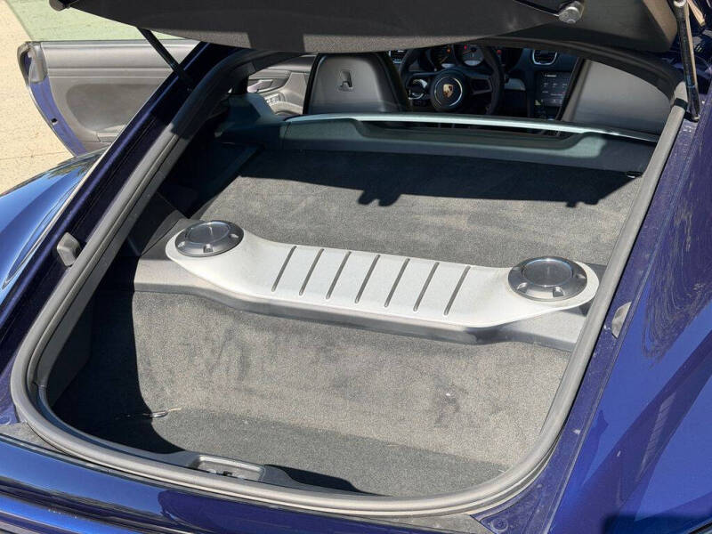 2020 Porsche 718 Cayman GT4