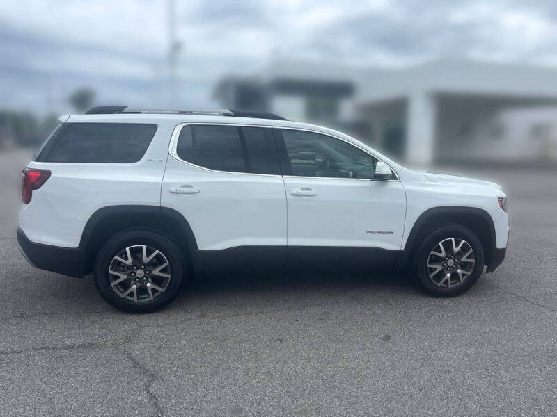 2023 GMC Acadia SLE