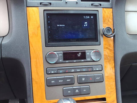 2014 Lincoln Navigator L