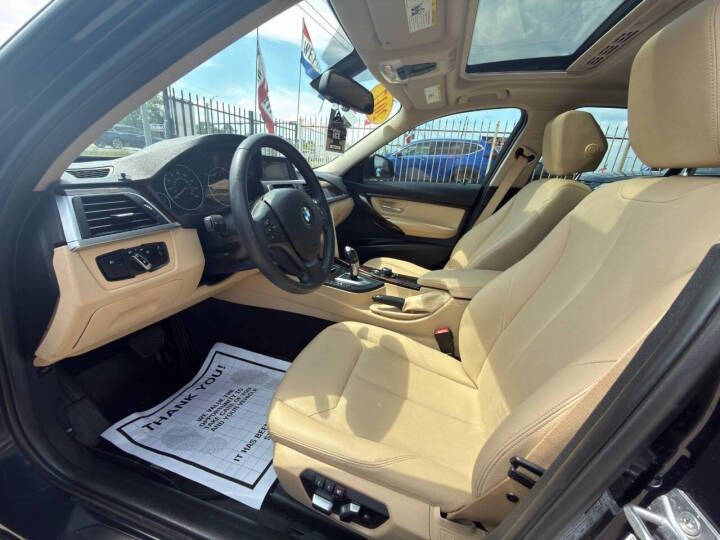 2017 BMW 3 Series 320i