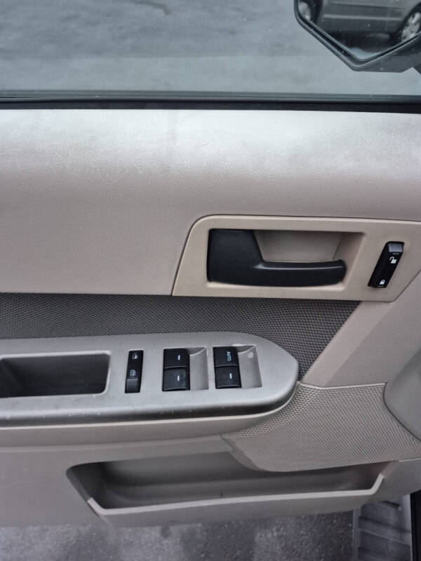 2009 Ford Escape XLT